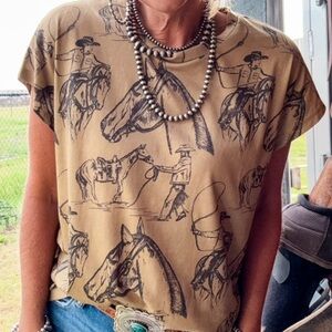 2 Fly Co.. Double Doodle Top